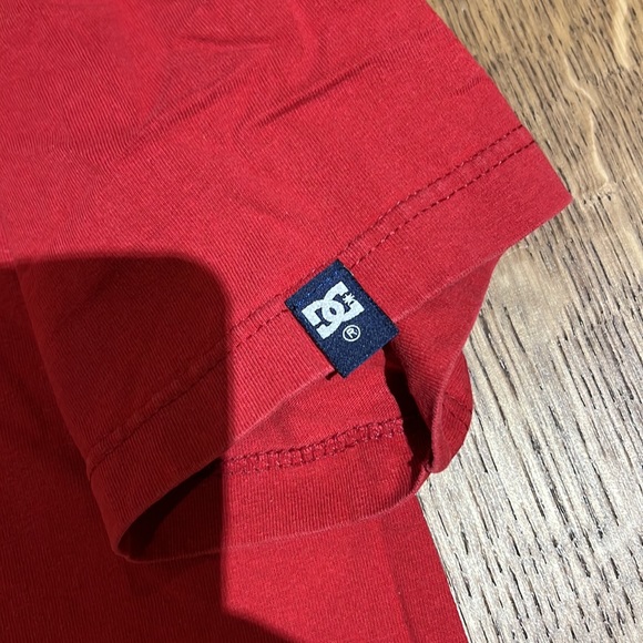 Vintage DC shoes tee - Picture 3 of 4